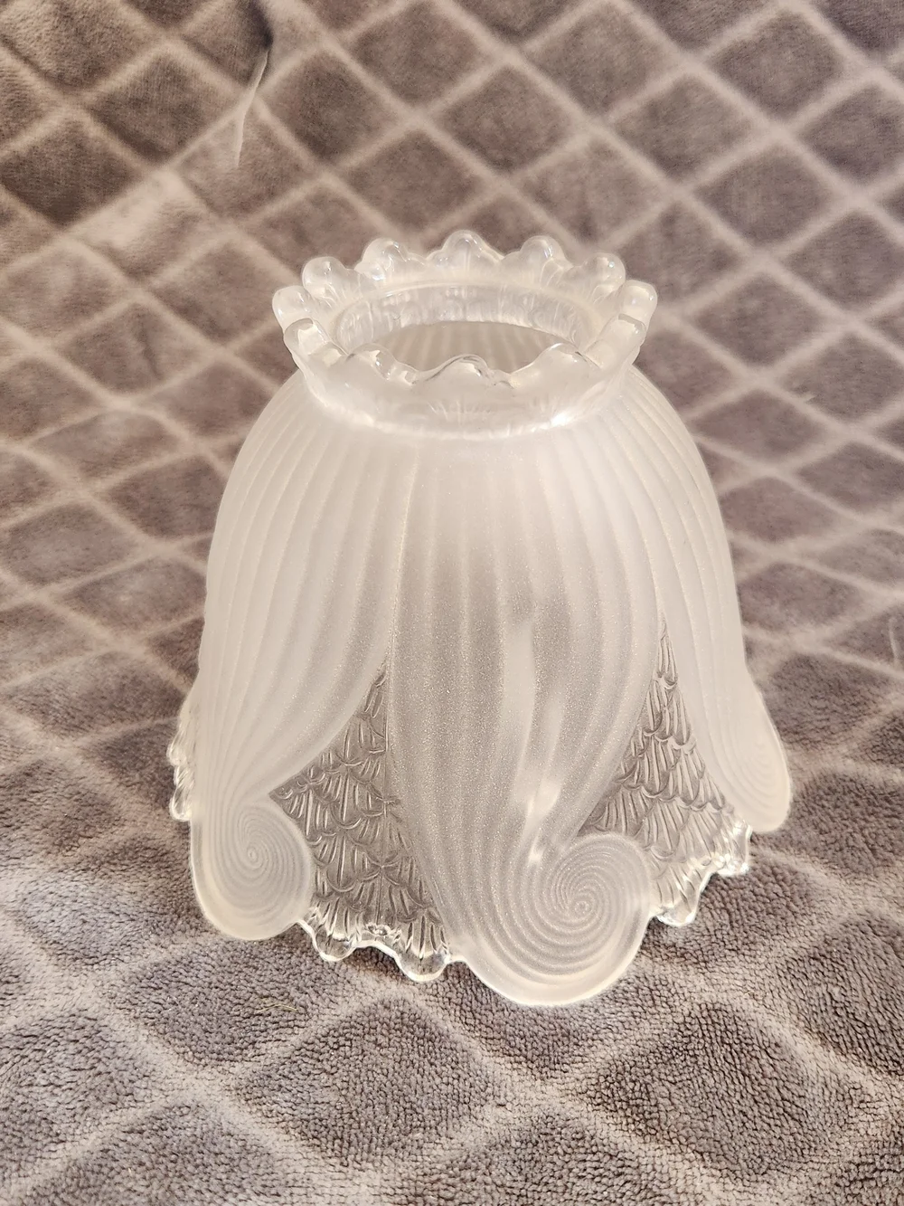 Vintage PartyLite Clairmont Fairy Light Frosted Glass Candle Holder 10" 2 Piece - Picture 6 of 10